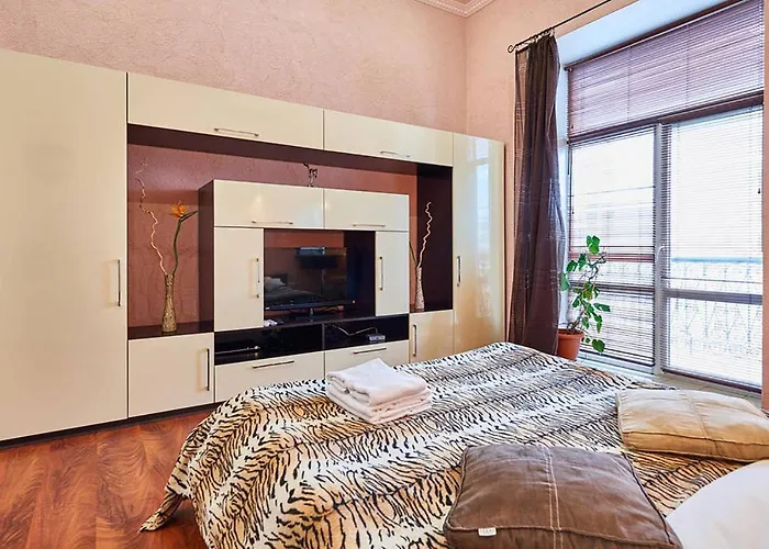 Home Hotel Apartments On Zoloti Vorota