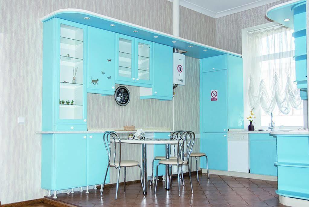 Apartment On Zoloti Vorota Kyiv