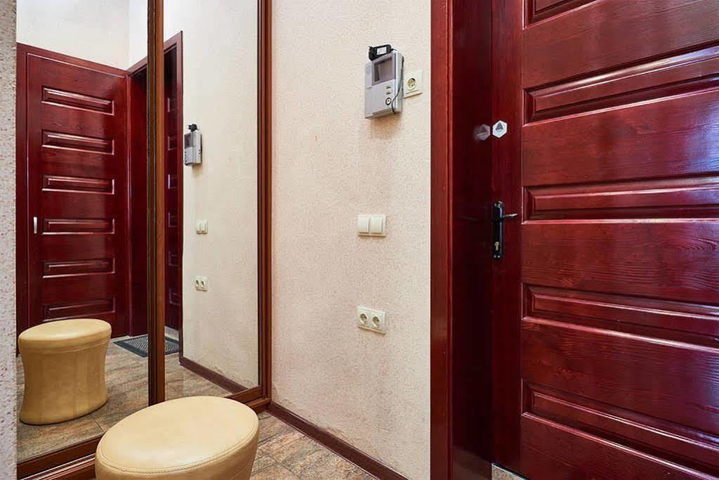 Apartment On Zoloti Vorota *
