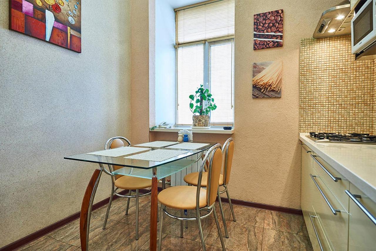 Apartment On Zoloti Vorota